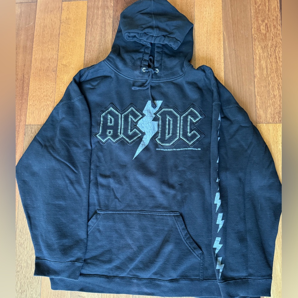 AC/DC hoodie(used)